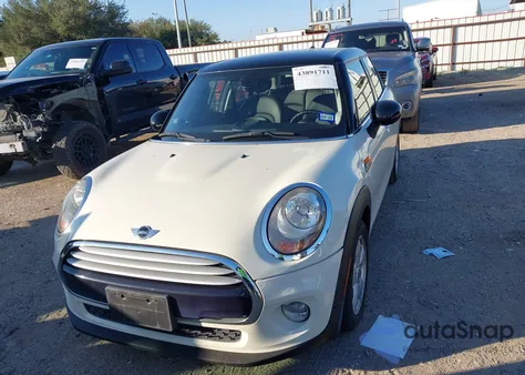 2015 Mini Hardtop Cooper from USA, damaged, VIN WMWXS5C54FT832443